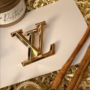 Gold-toned Fashion Jewellery Brooch